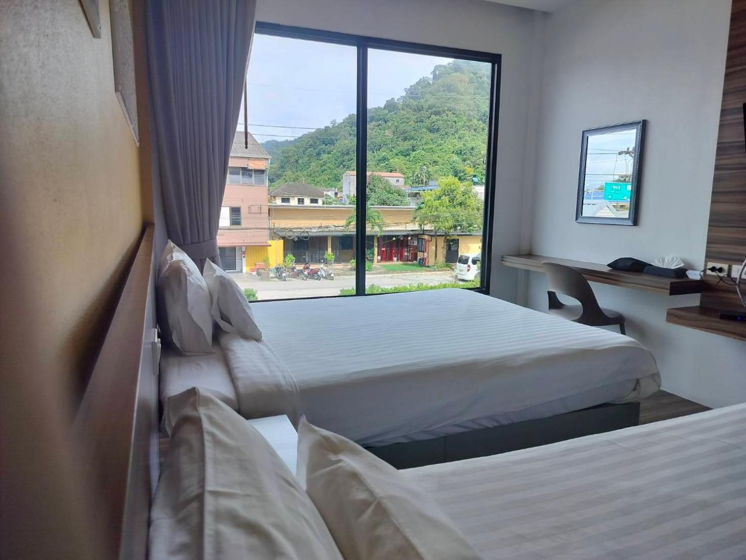 Tobedzz Hotel Ranong Kültér fotó