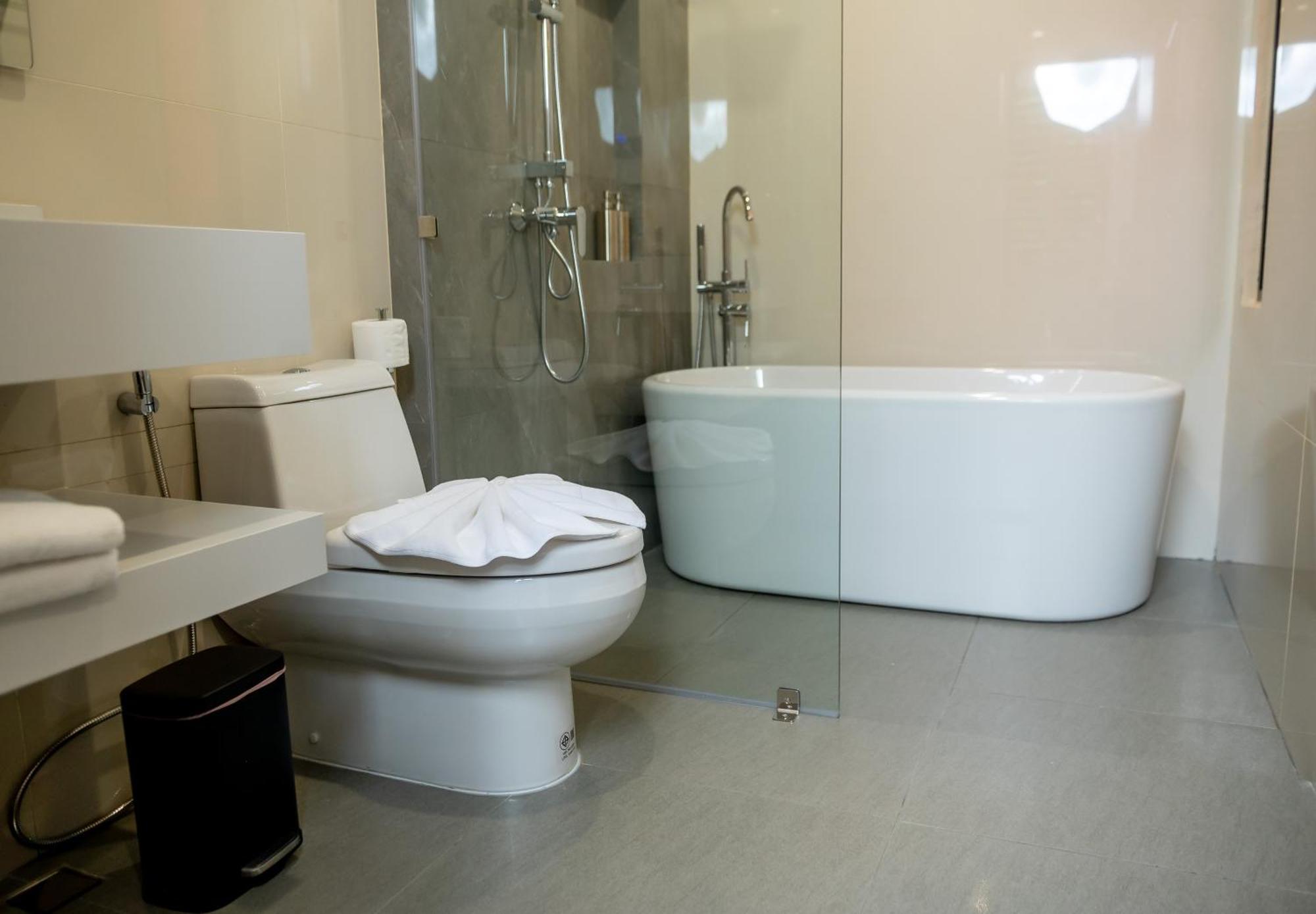 Tobedzz Hotel Ranong Kültér fotó